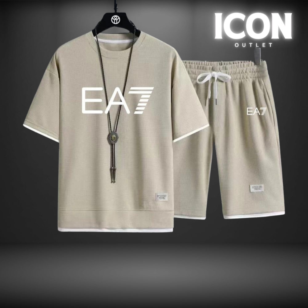 ICON OUTLET™ T-Shirt & Shorts EA7