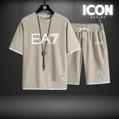 ICON OUTLET™ T-Shirt & Shorts EA7