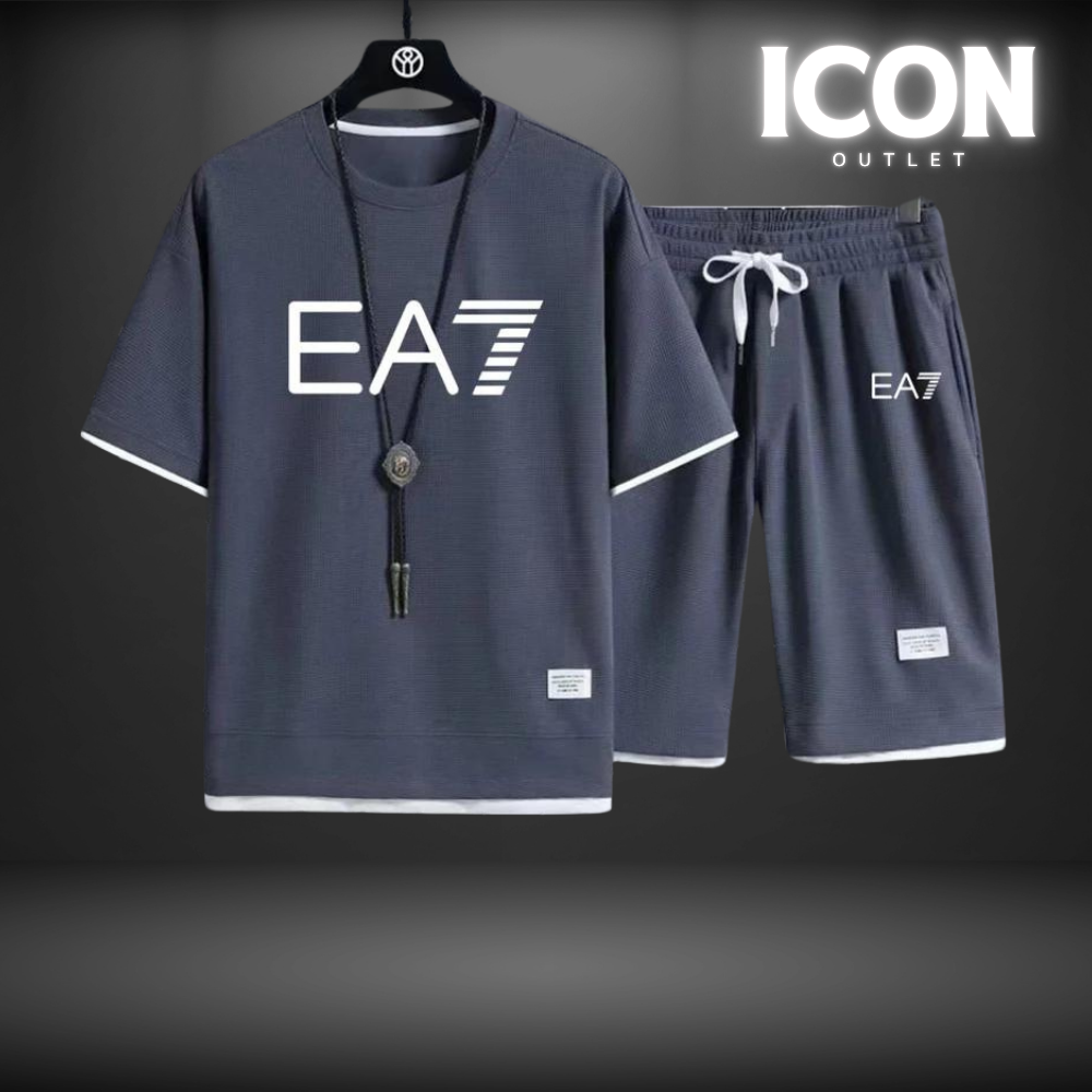 ICON OUTLET™ T-Shirt & Shorts EA7